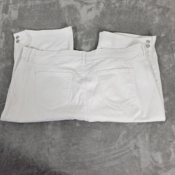 Gloria Vanderbilt Womens Shorts 18 Plus Skimmer Capri Slimming White CAP45E - Picture 5 of 9